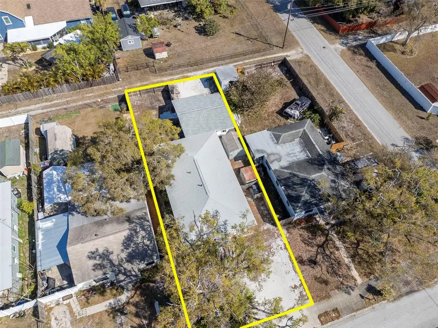 3305 56th Avenue N, Saint Petersburg, FL 33714 - #2