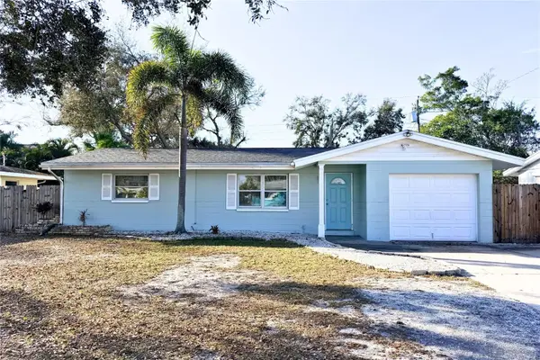 11960 79th Avenue, SEMINOLE, FL 33772