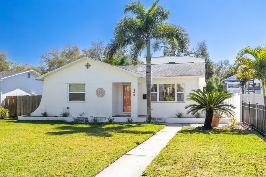 240 24th Avenue N, Saint Petersburg, FL 33704 - #3
