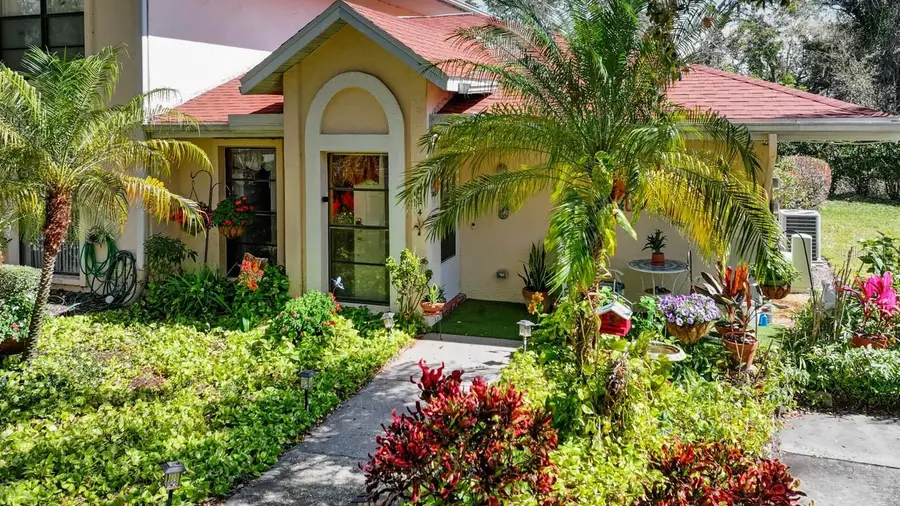 324 Knottwood Court, Sun City Center, FL 33573 - #2