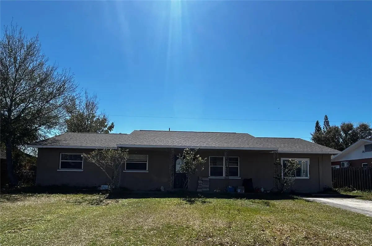 412 59th Avenue Drive W, Bradenton, FL 34207 - #1