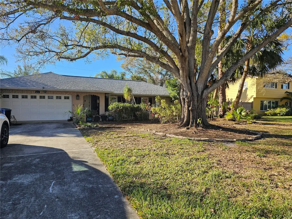 5230 Venetian Boulevard Ne, Saint Petersburg, FL 33703 - #1