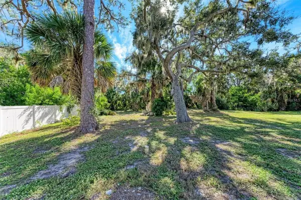 0 Roberts Rd. Road, NOKOMIS, FL 34275