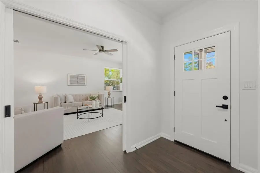 913 E Genesee Street, Tampa, FL 33603 - #2