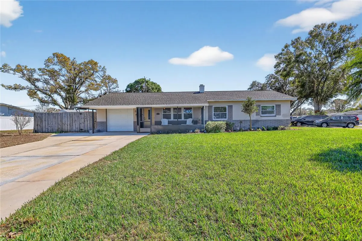 6194 28th Avenue N, Saint Petersburg, FL 33710 - #1