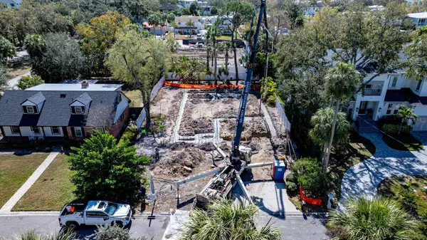 4906 W Estrella Street, TAMPA, FL 33629