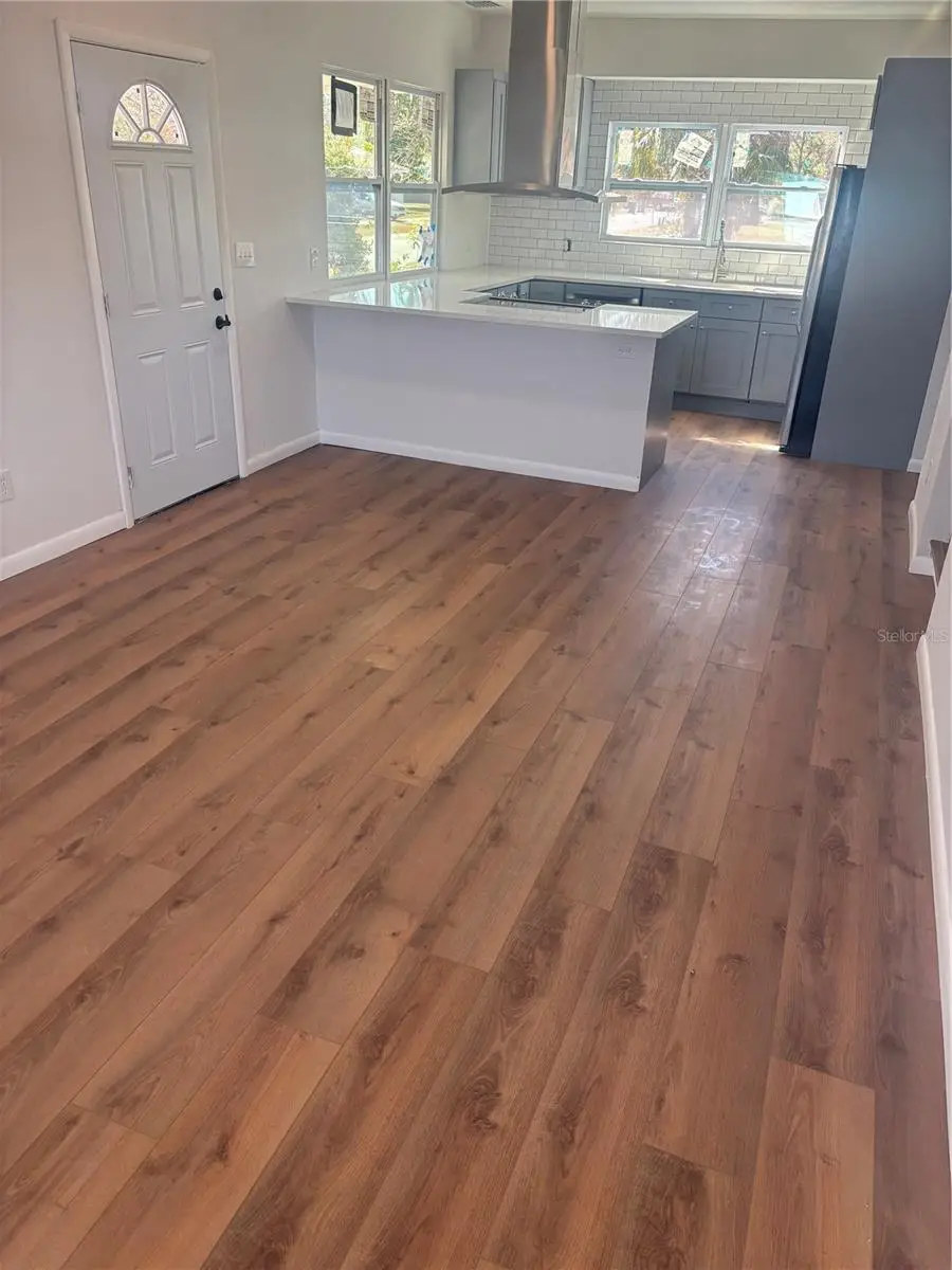 1705 44th Street S, Saint Petersburg, FL 33712 - #2