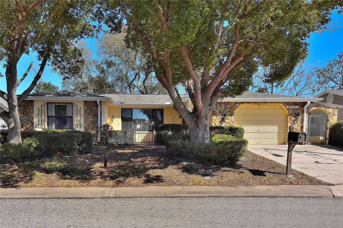 9310 Mark Twain Lane, Port Richey, FL 34668 - #1