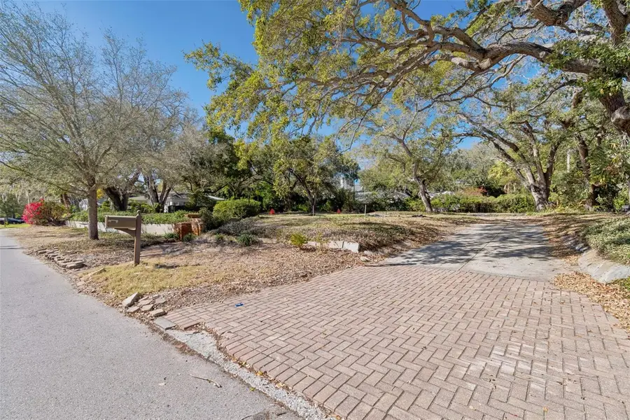 3015 W Fair Oaks Avenue, Tampa, FL 33611 - #2