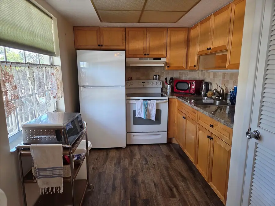 960 Virginia Street #207, Dunedin, FL 34698 - #3