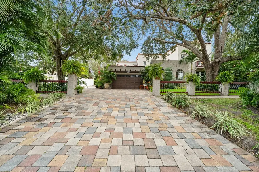 325 49th Street N, Saint Petersburg, FL 33710 - #2