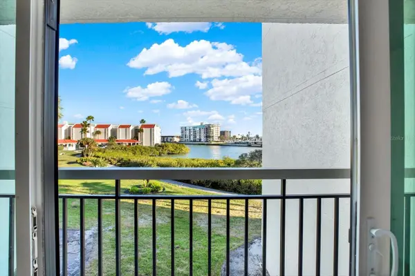 7867 Sailboat Key Boulevard S #204, SOUTH PASADENA, FL 33707
