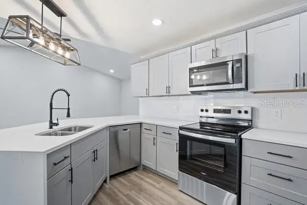 9642 Elgin Boulevard, Spring Hill, FL 34606 - #3