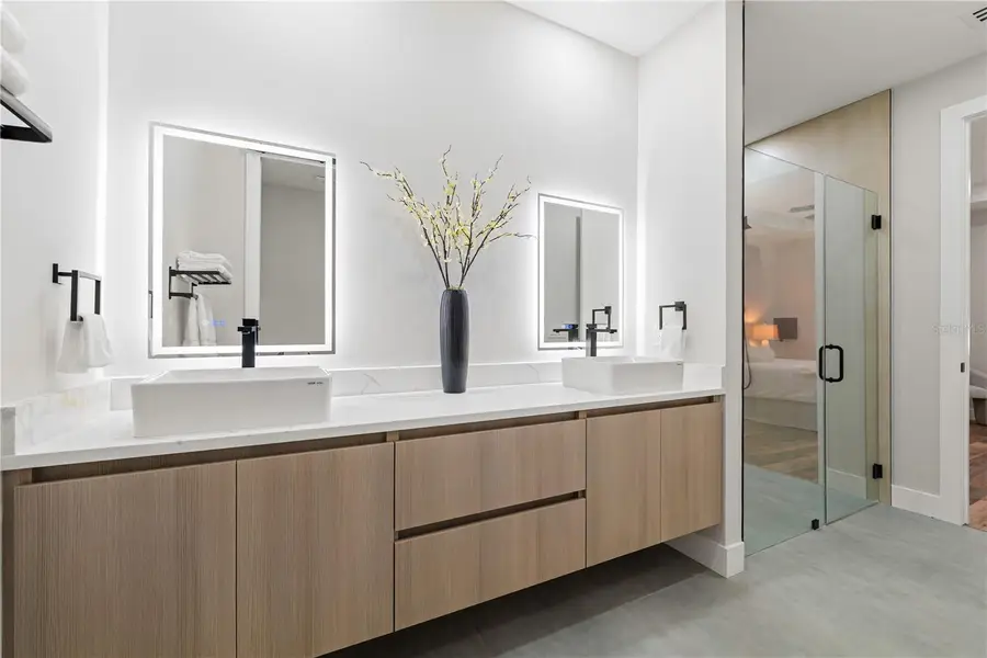 2714 W 1/2 Tampa Bay Boulevard, Tampa, FL 33607 - #3