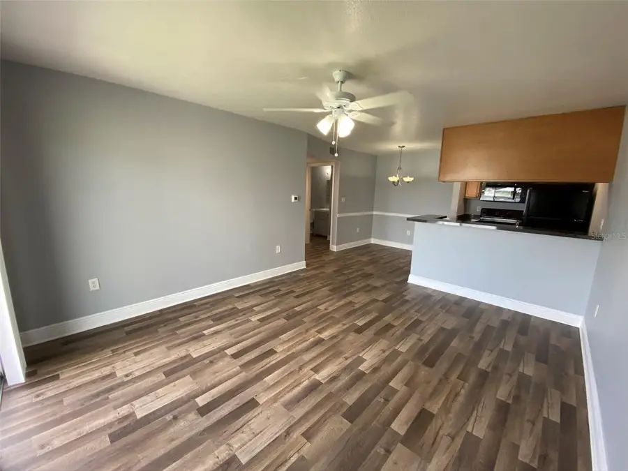 302 Lake Parsons Green #107, Brandon, FL 33511 - #3