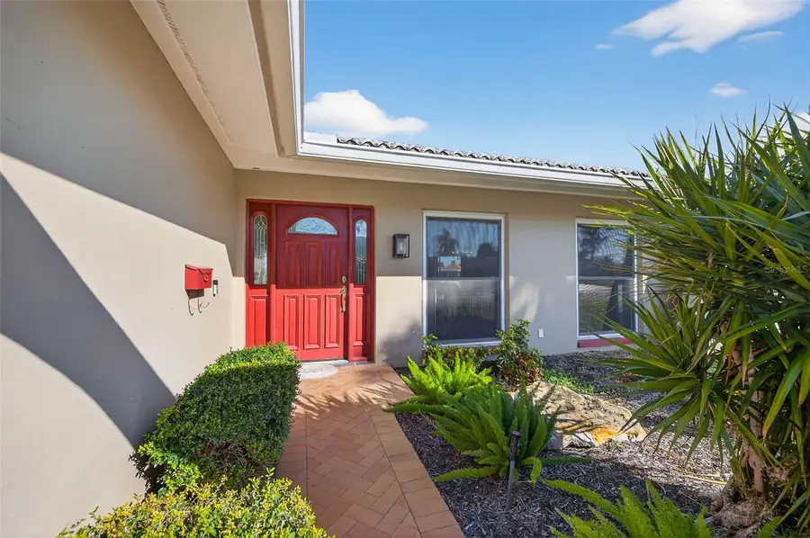 3927 48th Avenue S, Saint Petersburg, FL 33711 - #3