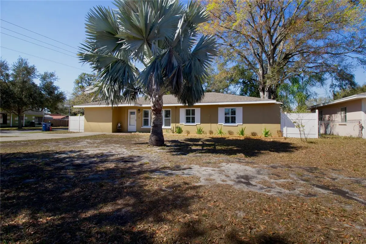 10202 N Boulevard, Tampa, FL 33612 - #1