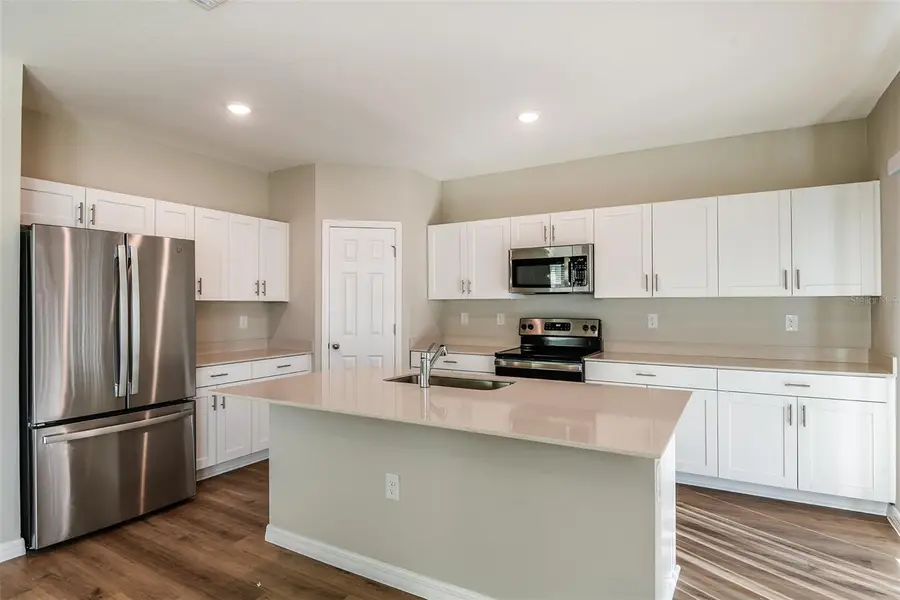 34767 Blossom Fall Path, Zephyrhills, FL 33541 - #2