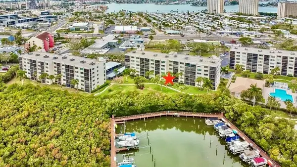 1328 Pasadena Avenue S #104, SOUTH PASADENA, FL 33707