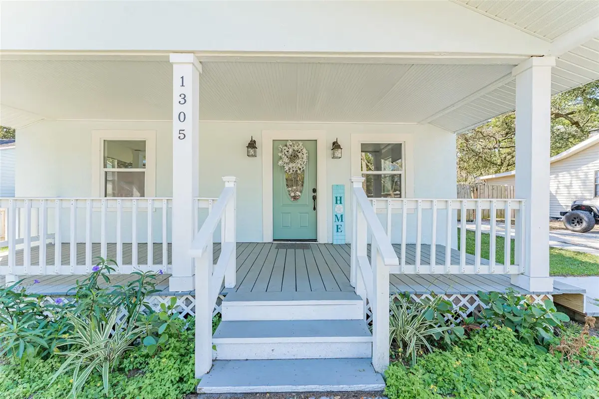 1305 E Osborne Avenue, Tampa, FL 33603 - #1