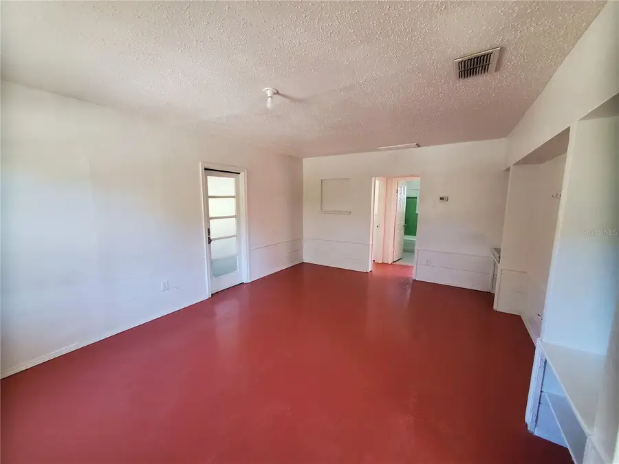 2300 5th Street S, Saint Petersburg, FL 33705 - #3