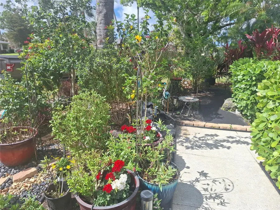 6912 W Country Club Drive N, Sarasota, FL 34243 - #3