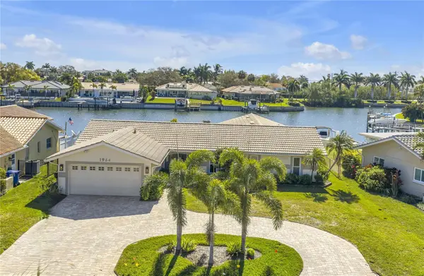 1964 Massachusetts Avenue Ne, ST PETERSBURG, FL 33703