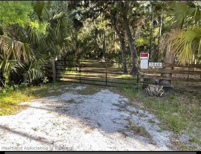 1040 Cracker Hammock, Sebring, FL 33875 - #1