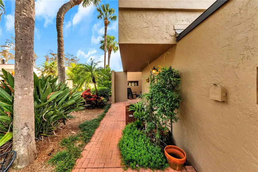 4508 Rolling Green Lane, Tampa, FL 33618 - #2