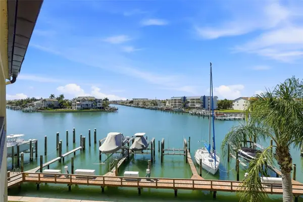 128 1st Street E. #102, TIERRA VERDE, FL 33715