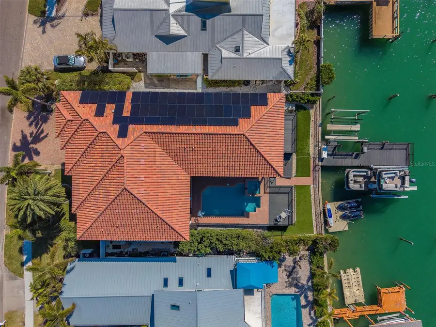 824 Island Way, Clearwater Beach, FL 33767 - #2