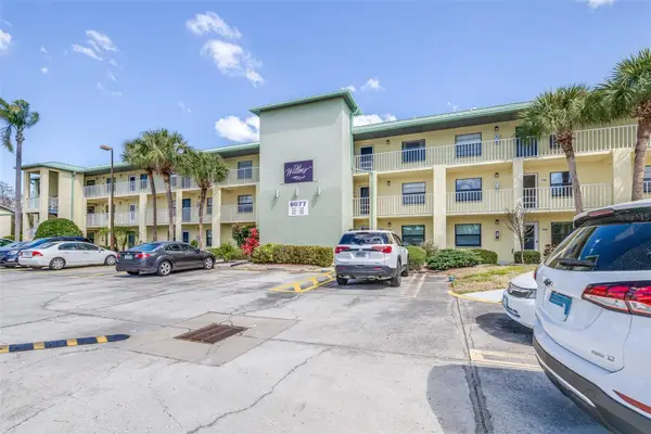 6077 113th Street #621, SEMINOLE, FL 33772