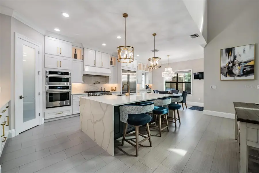 2913 Valencia Ridge Street, Valrico, FL 33596 - #2