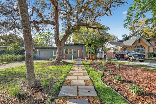 1213 E Clifton Street, TAMPA, FL 33604