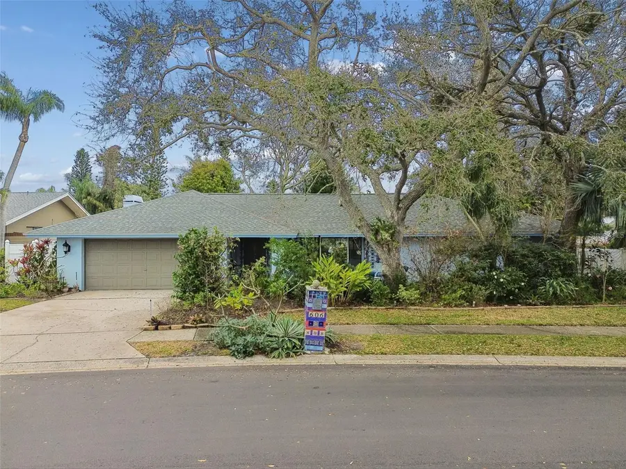 606 Grovewood Lane, Largo, FL 33770 - #2
