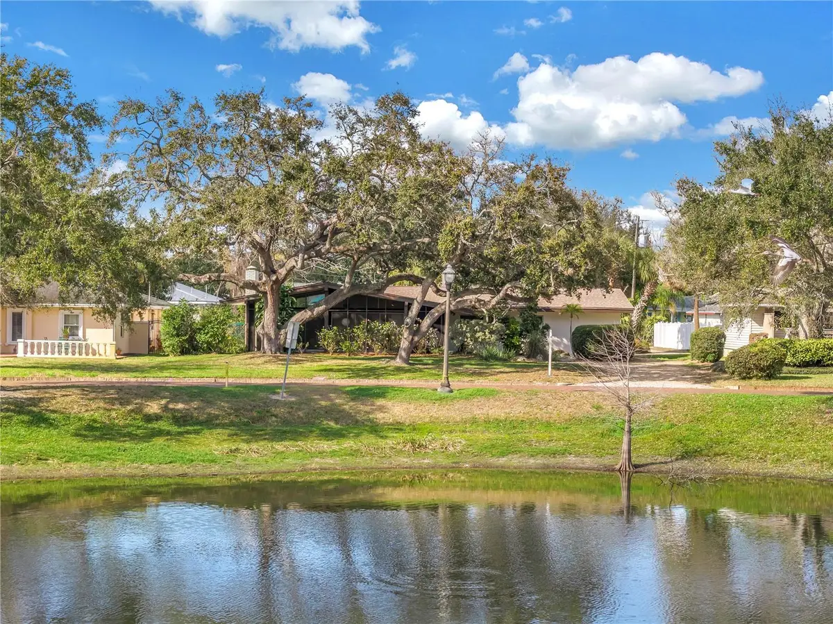 6069 4th Avenue N, Saint Petersburg, FL 33710 - #1