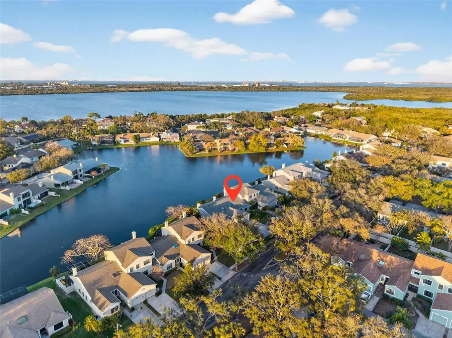 907 San Carlos Avenue Ne, Saint Petersburg, FL 33702 - #3