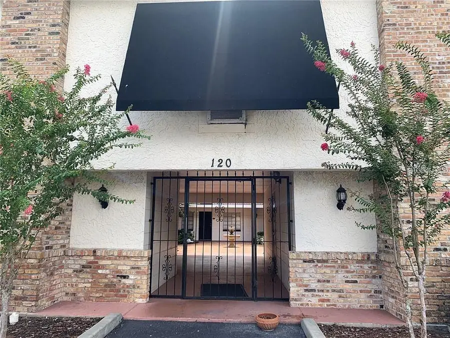 120 S Church Avenue #111, Tampa, FL 33609 - #2