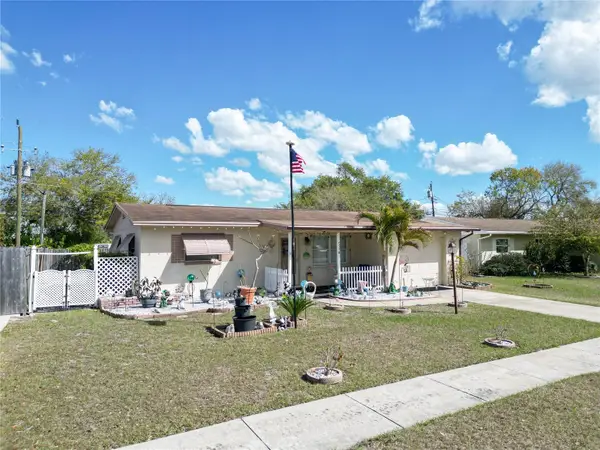 8535 108th Street, SEMINOLE, FL 33772