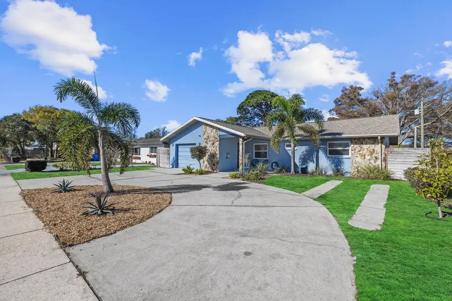 2000 58th Street N, Saint Petersburg, FL 33710 - #3