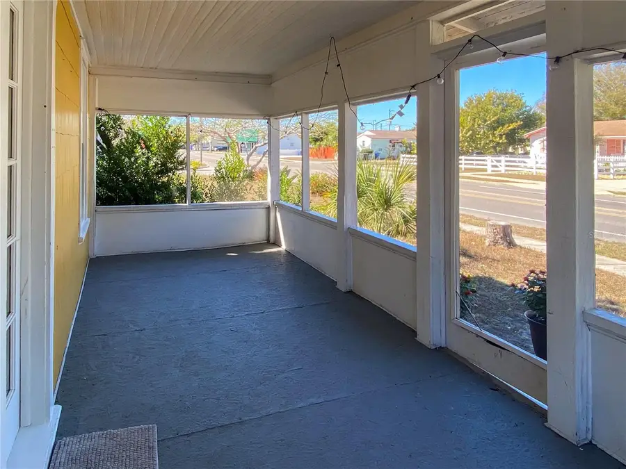 1466 30th Avenue N, Saint Petersburg, FL 33704 - #2