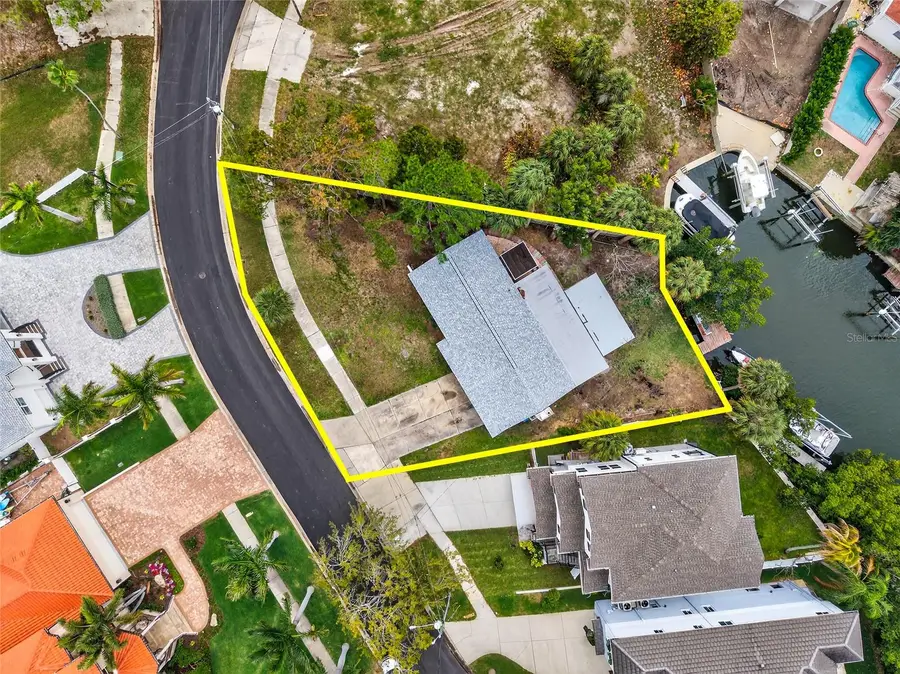 1809 Bayou Grande Boulevard Ne, Saint Petersburg, FL 33703 - #2
