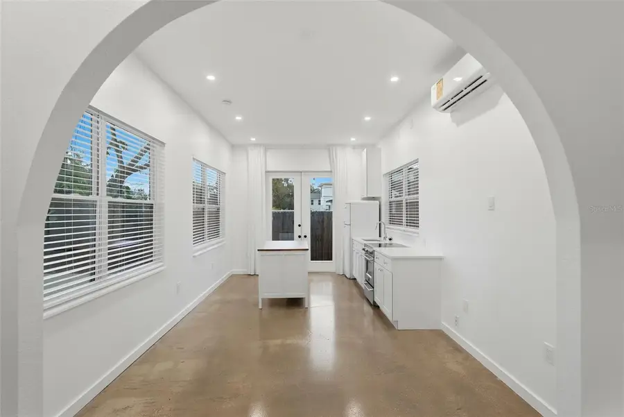 4631 Queensboro Avenue S, Saint Petersburg, FL 33711 - #3