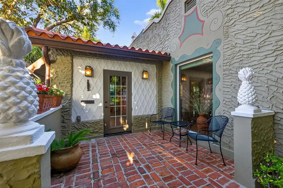 745 16th Avenue Ne, Saint Petersburg, FL 33704 - #2