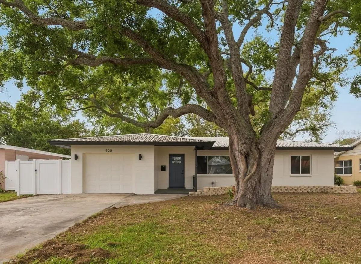 920 43rd Avenue Ne, Saint Petersburg, FL 33703 - #1