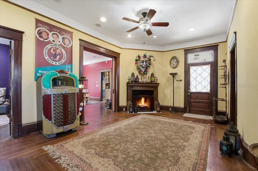 205 E Park Avenue, Tampa, FL 33602 - #3