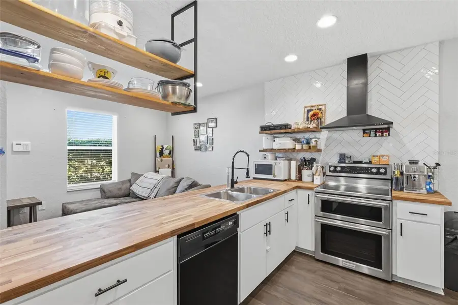 5940 & 5934 Meadowlane Street, New Port Richey, FL 34652 - #3