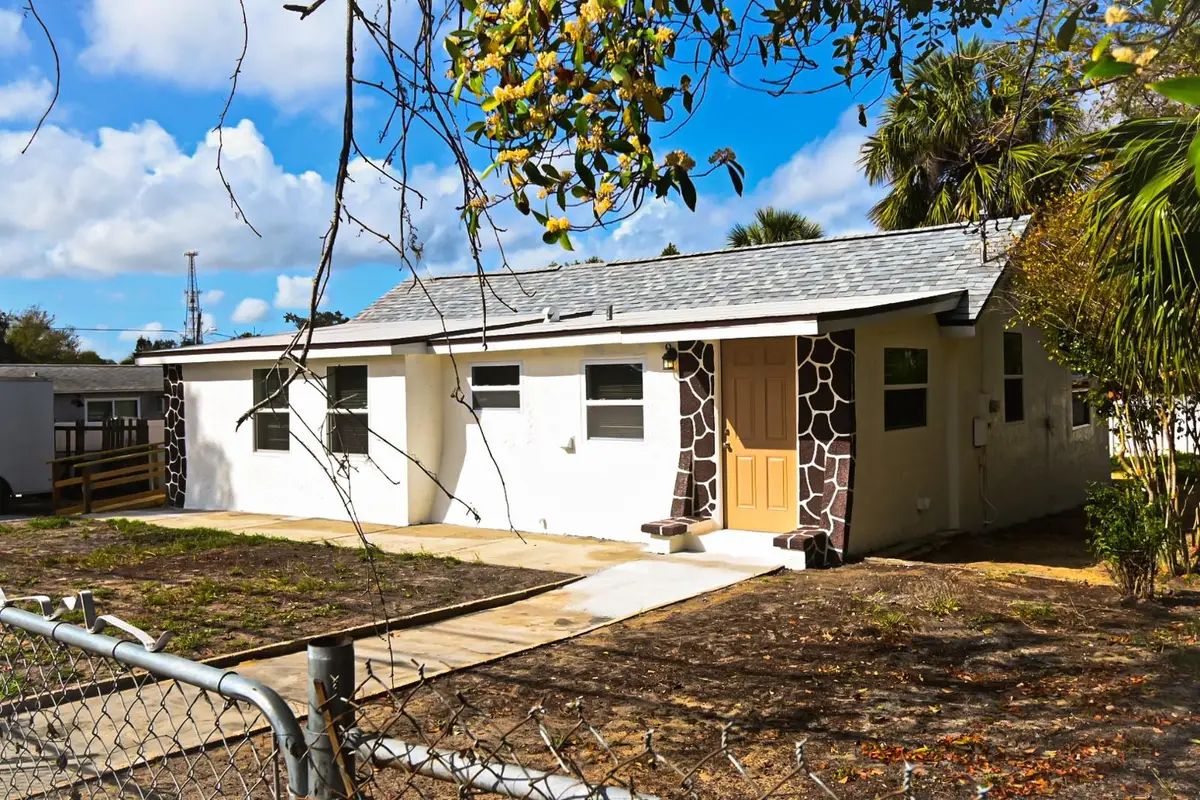 426 S Disston Avenue, Tarpon Springs, FL 34689 - #1