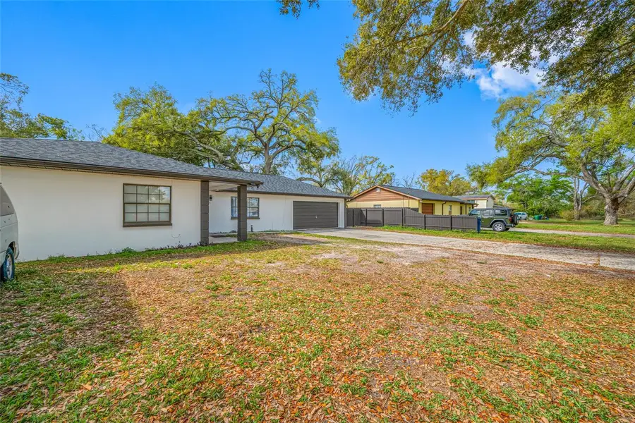 2814 W Powhatan Avenue, Tampa, FL 33614 - #3