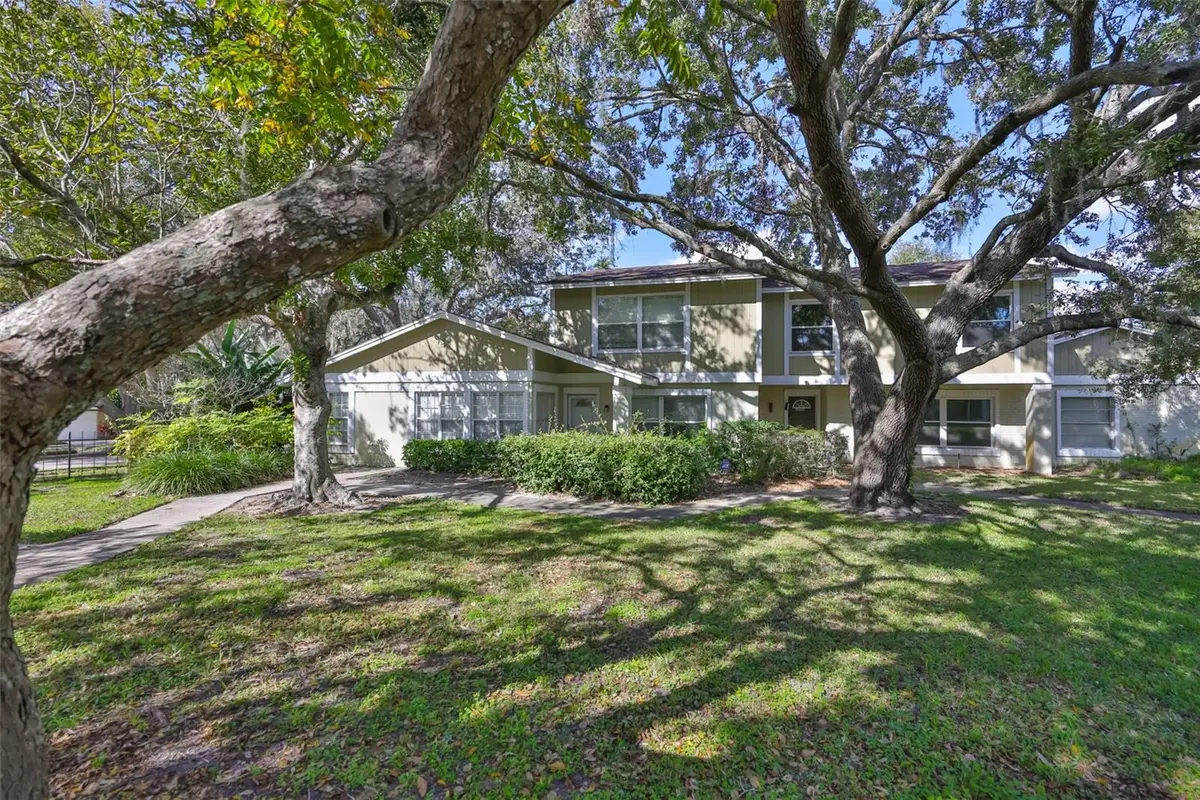 14805 Lake Forest Drive, Lutz, FL 33559 - #1